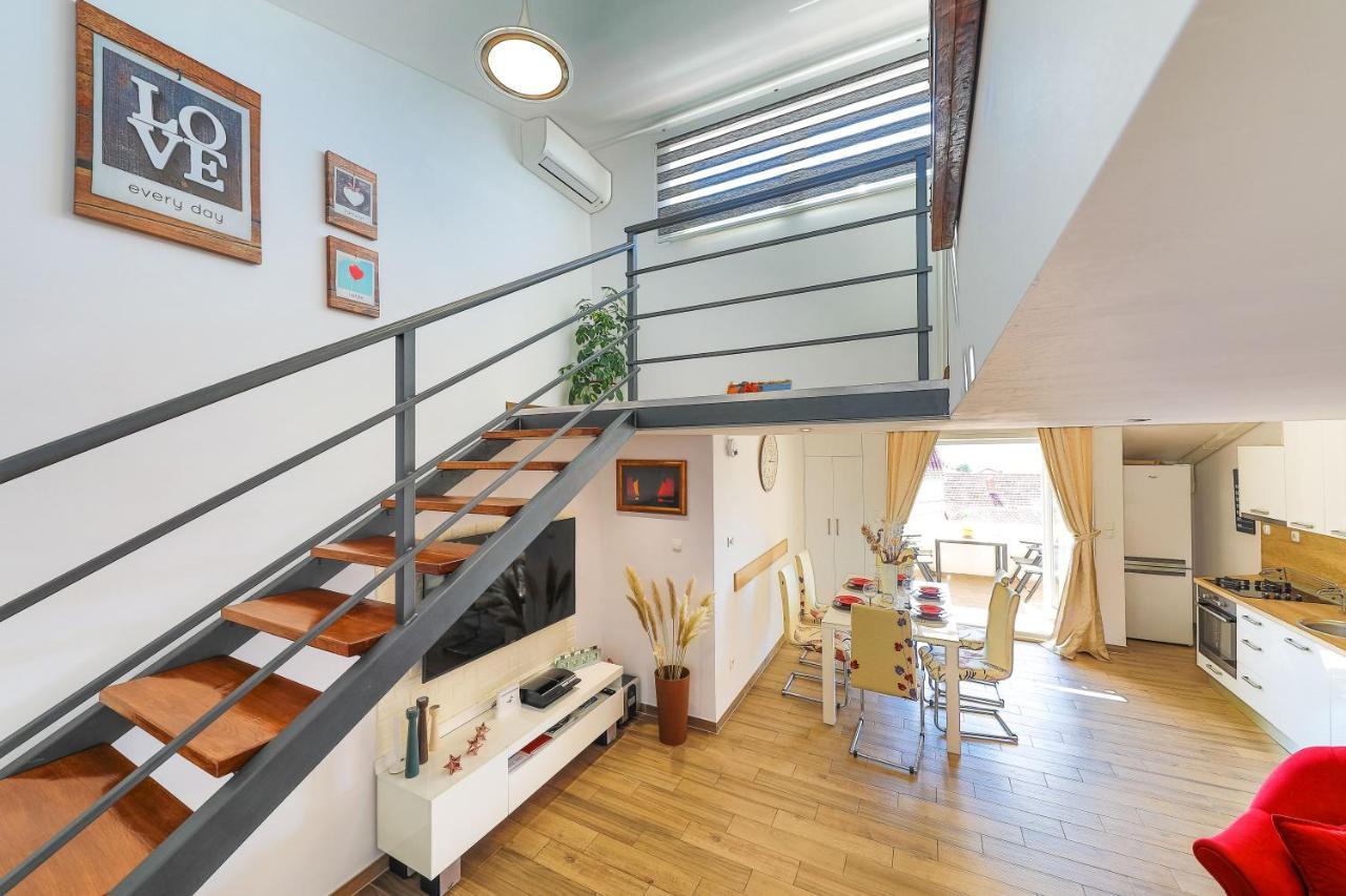 Perla Castellana Apartment Kastela Exterior photo